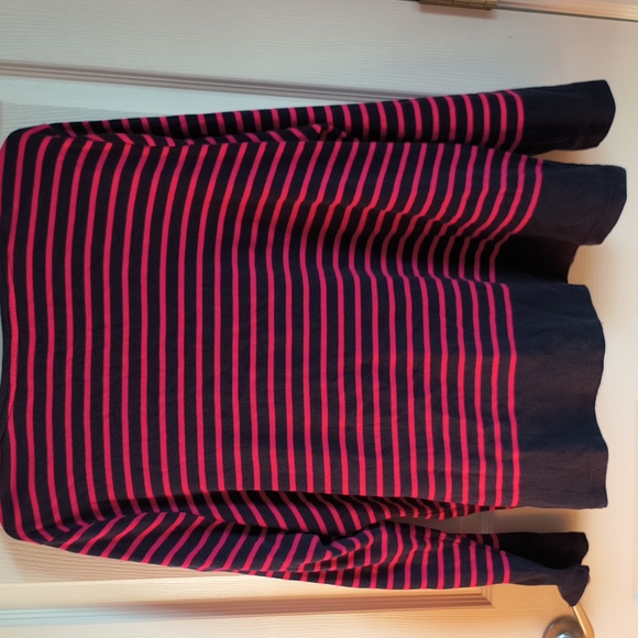 Sweater - Picture 5 of 5